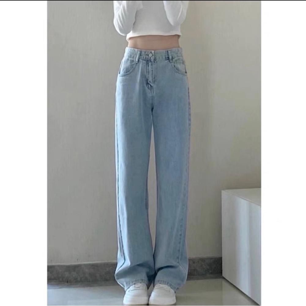 Mid-Waist Wide Leg Jean